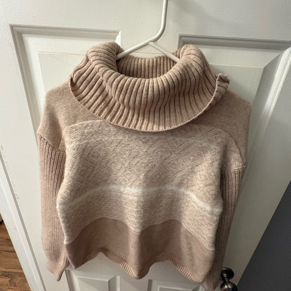 Cozy Mauve/ light rose Turtleneck Sweater